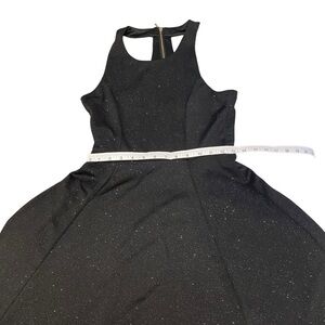 Marilyn Monroe Women’s Glitter Black Dress - Size Medium 4‎ % Spandex Stretch
